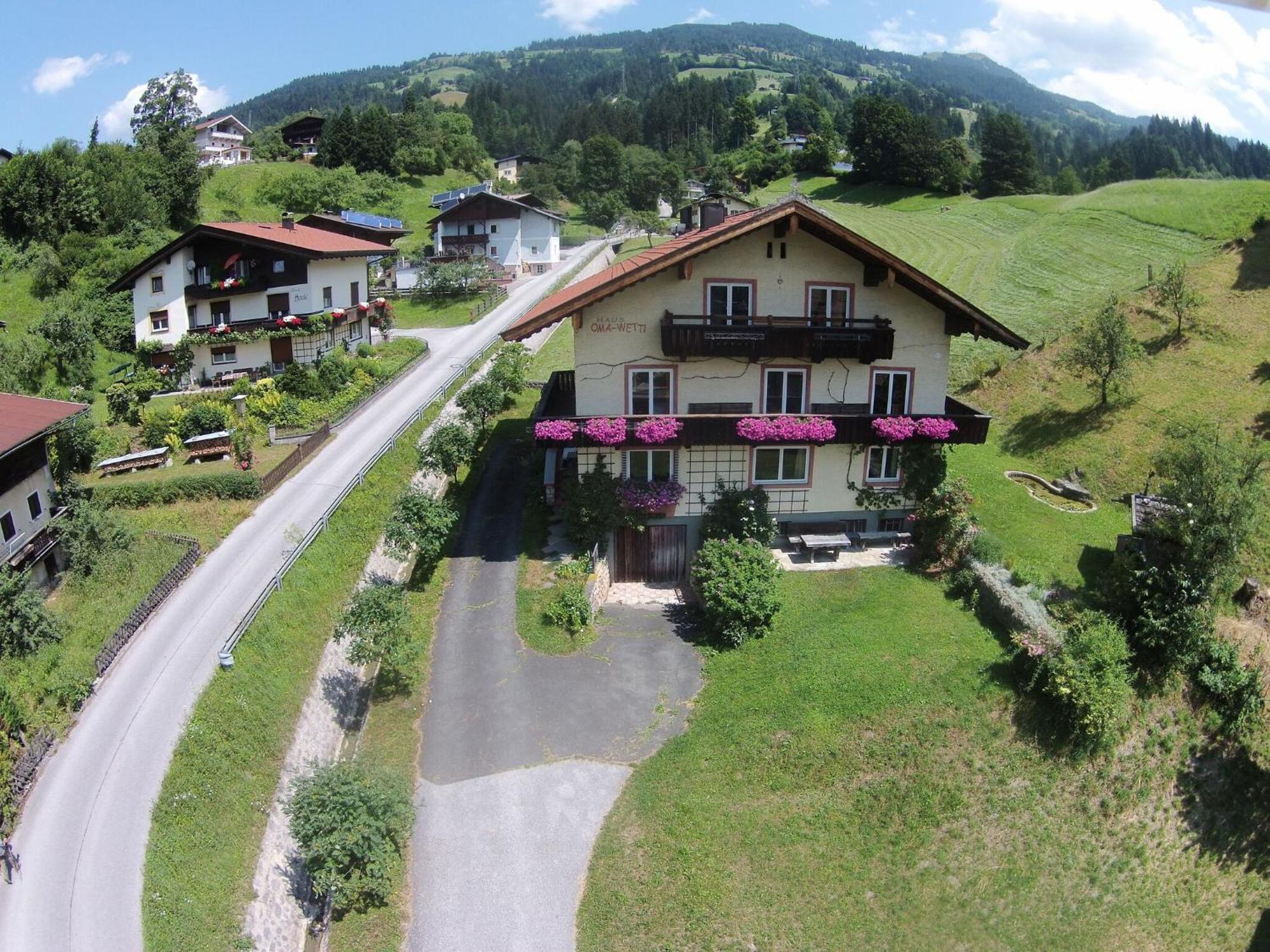 Wonderful Apartment In Hopfgarten Im Brixental With Parking Bagian luar foto