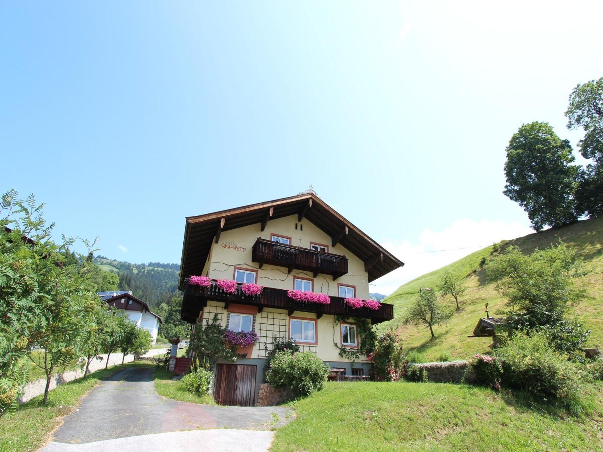 Wonderful Apartment In Hopfgarten Im Brixental With Parking Bagian luar foto