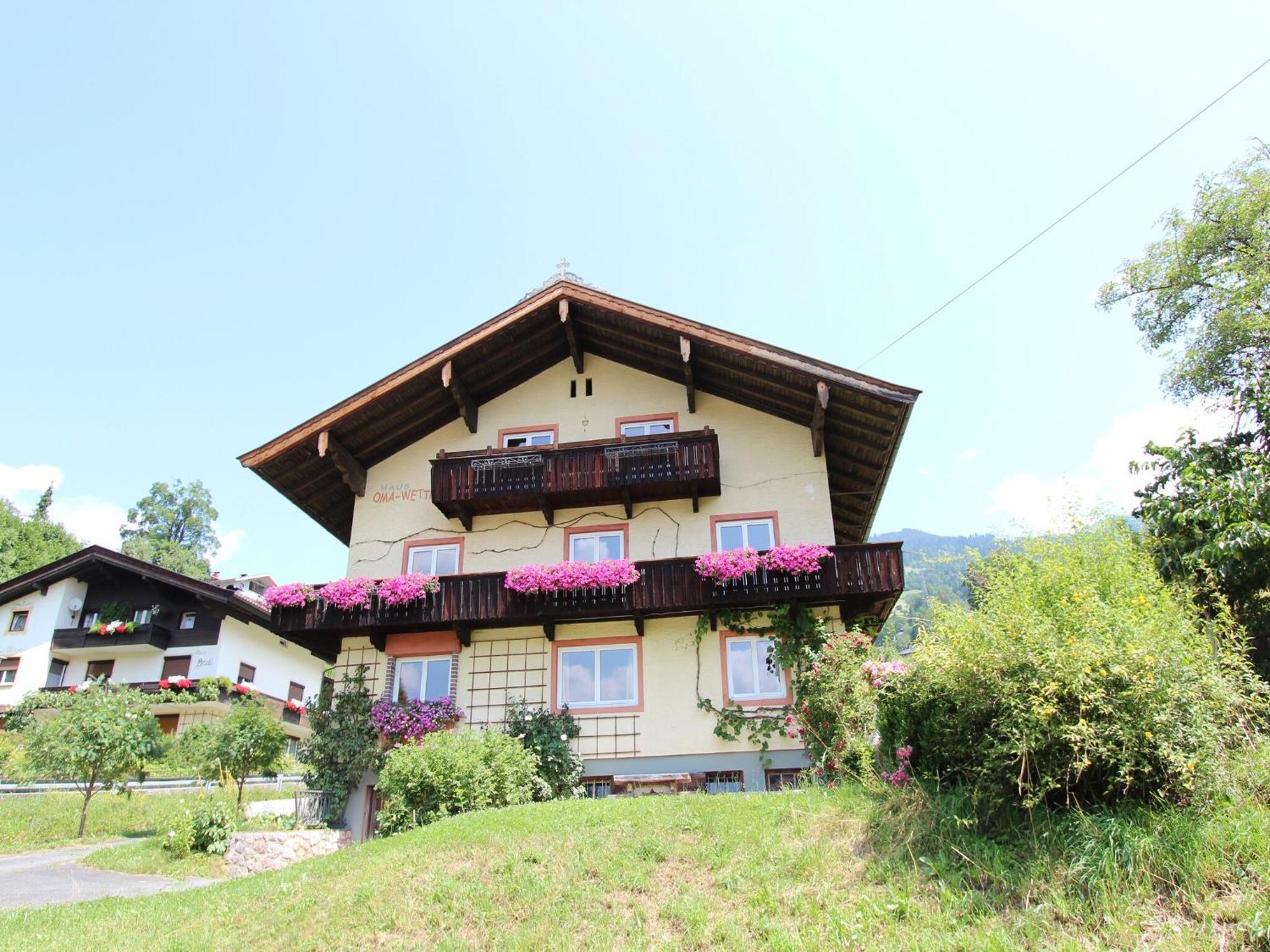 Wonderful Apartment In Hopfgarten Im Brixental With Parking Bagian luar foto